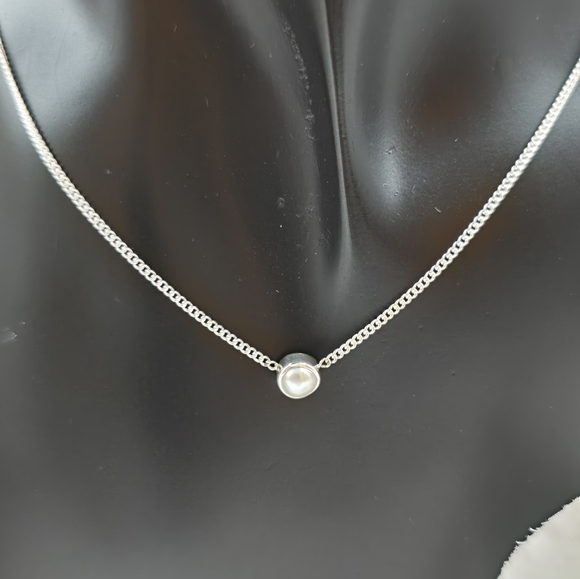 ❤️ PETITE PEARL STERLING SILVER NECKLACE - Picture 3 of 7